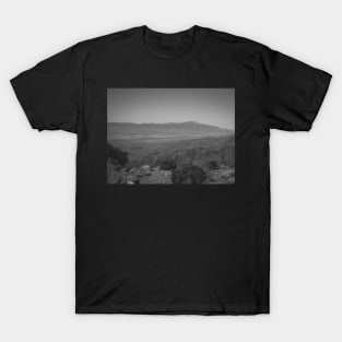 Joshua National Park Keys View Photo V4 T-Shirt